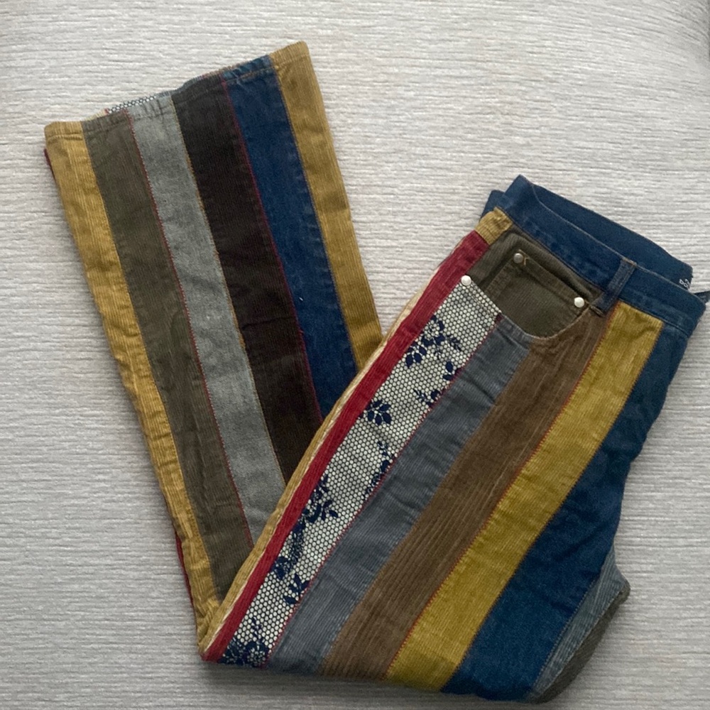 Super cute Vintage flare Jeans